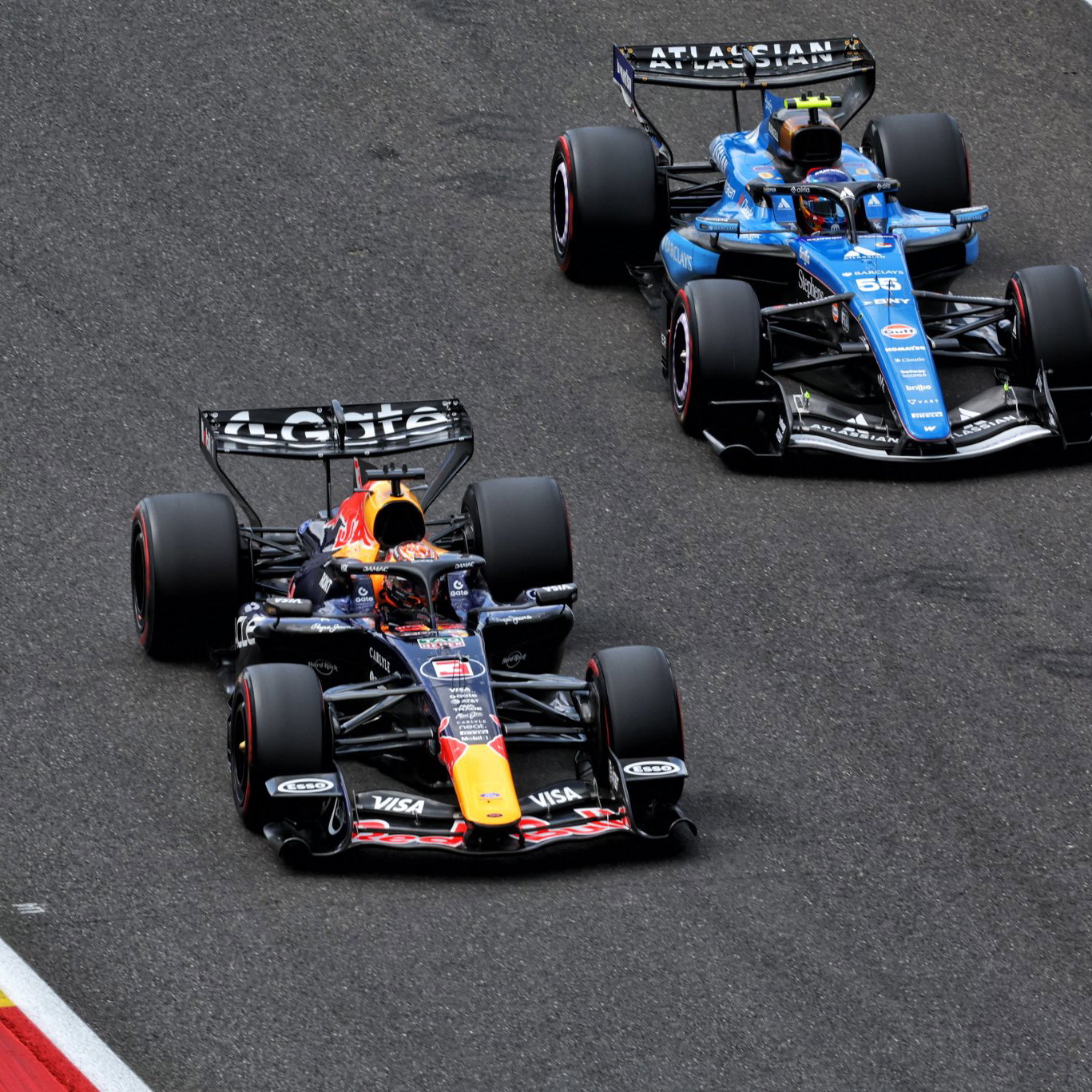 Verstappen and Sainz had a near-miss at the end of FP3