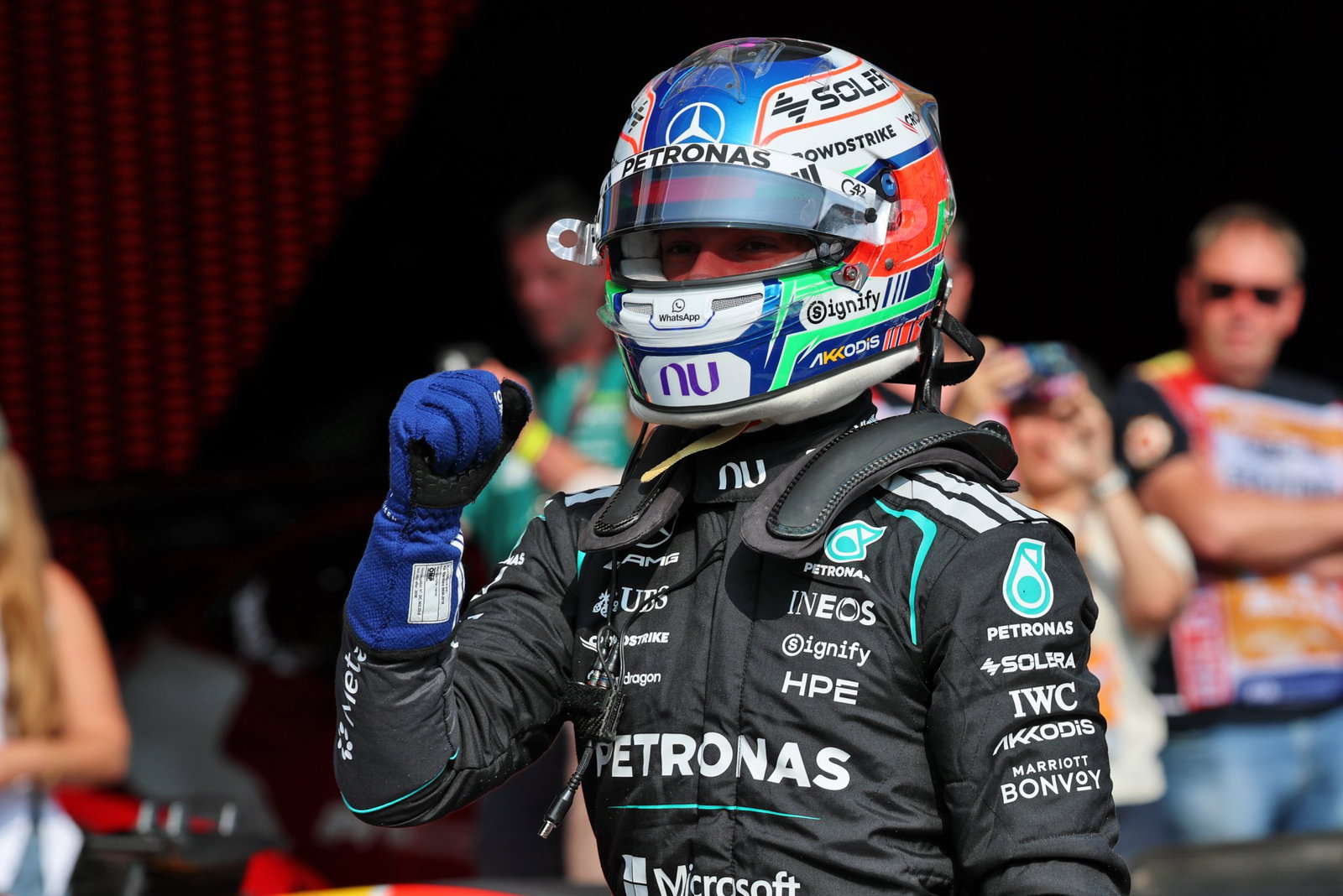 Antonelli celebrates his sixth pole of 2026