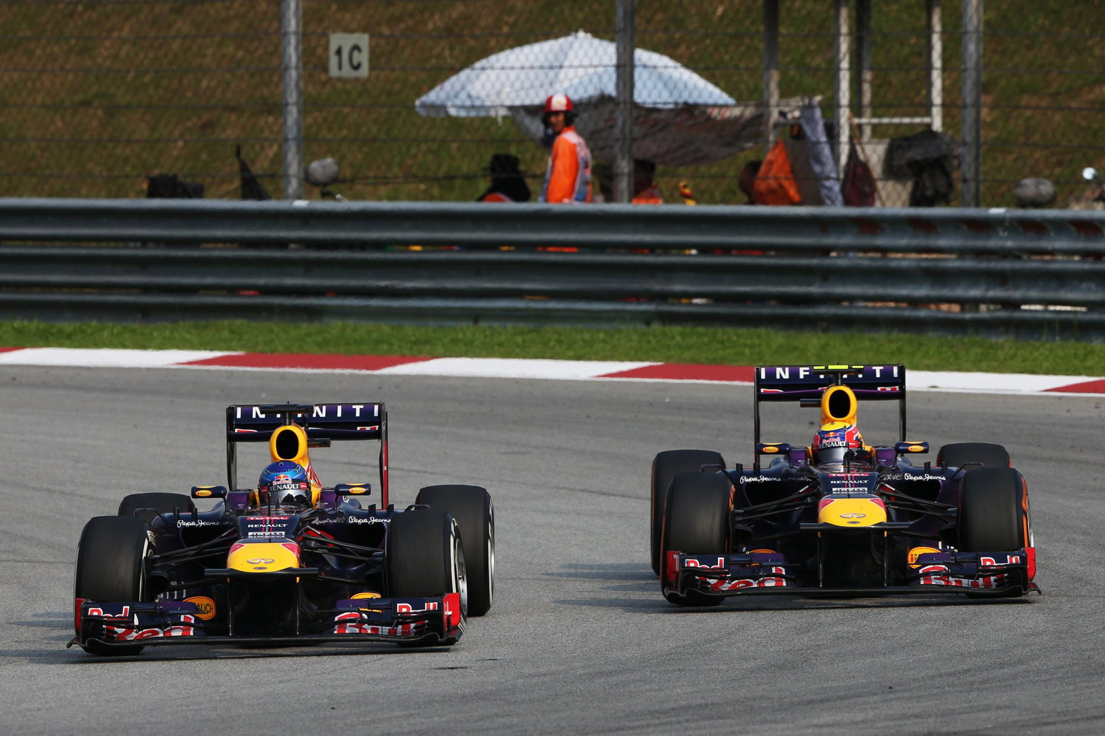Vettel ignores Red Bull's infamous Multi 21 order