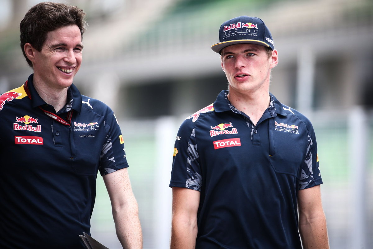 Max Verstappen Engineer Reunites with Albon & Sainz