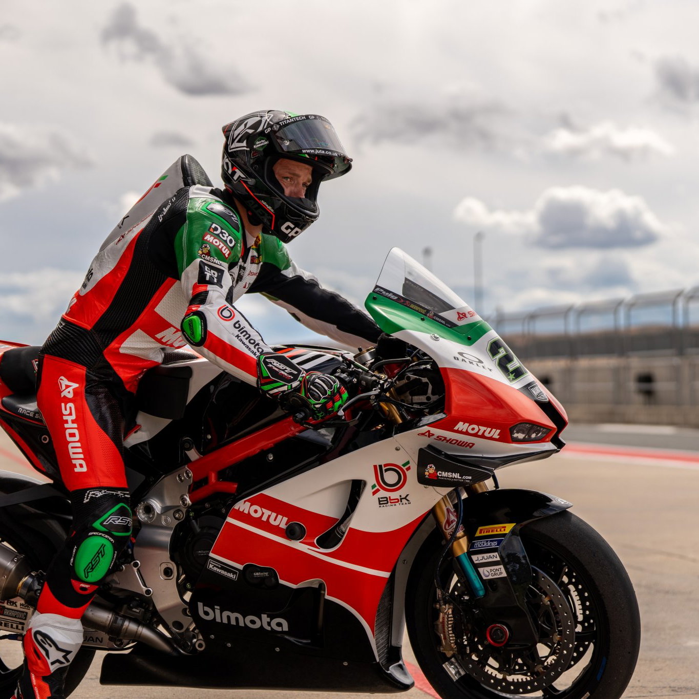 Alex Lowes, August 2026 Bimota Navarra WorldSBK Test, leaving pit box. Credit: Bimota.