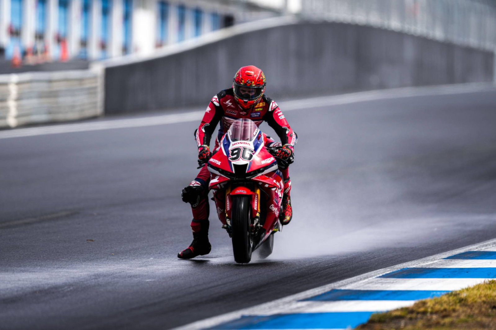 Jake Dixon, August 2026 Estoril HRC WorldSBK Test. Credit: Honda Racing Corporation.