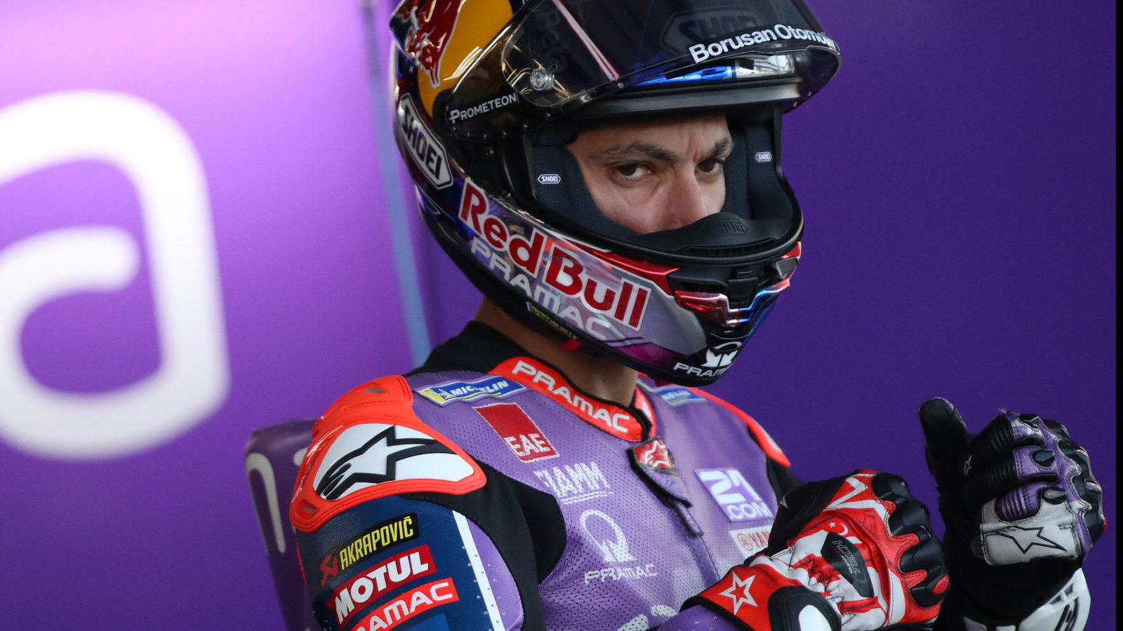 Toprak Razgatlioglu, 2026 MotoGP British Grand Prix, pit box. Credit: Gold and Goose.