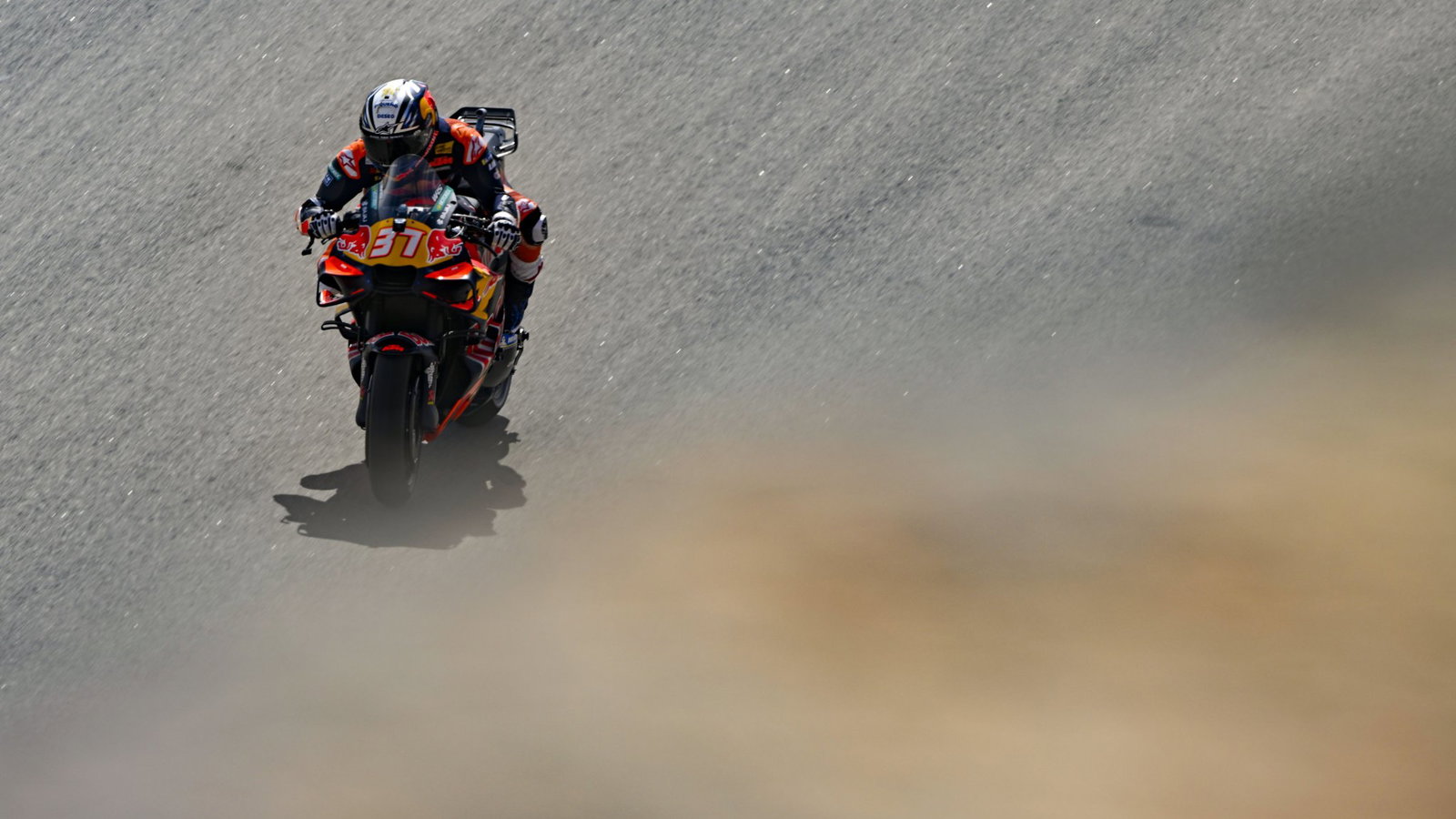Pedro Acosta lamented a lack of front stability after Friday in Aragon.