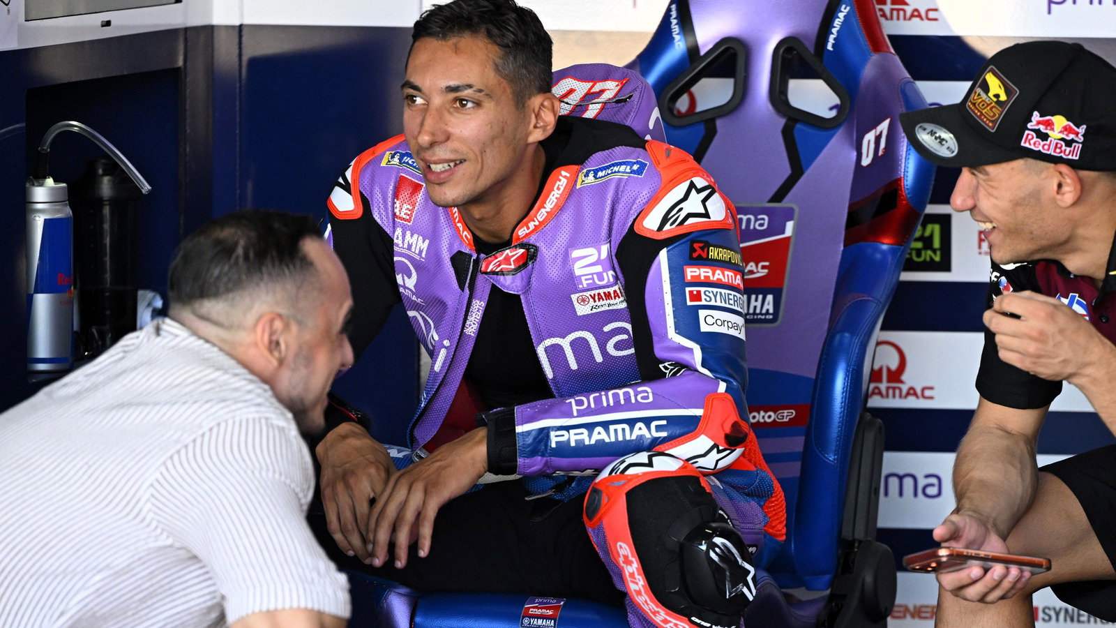 Toprak Razgatlioglu goes down fighting in Aragon MotoGP