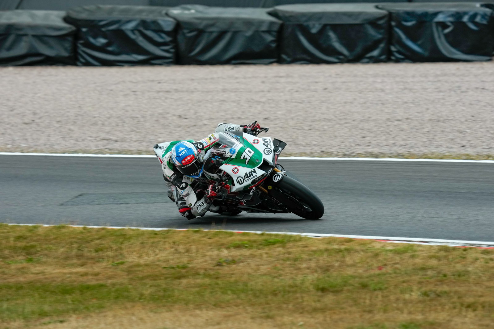 Max Cook, 2026 Oulton Park (2) BSB. Credit: Ian Hopgood Photography.