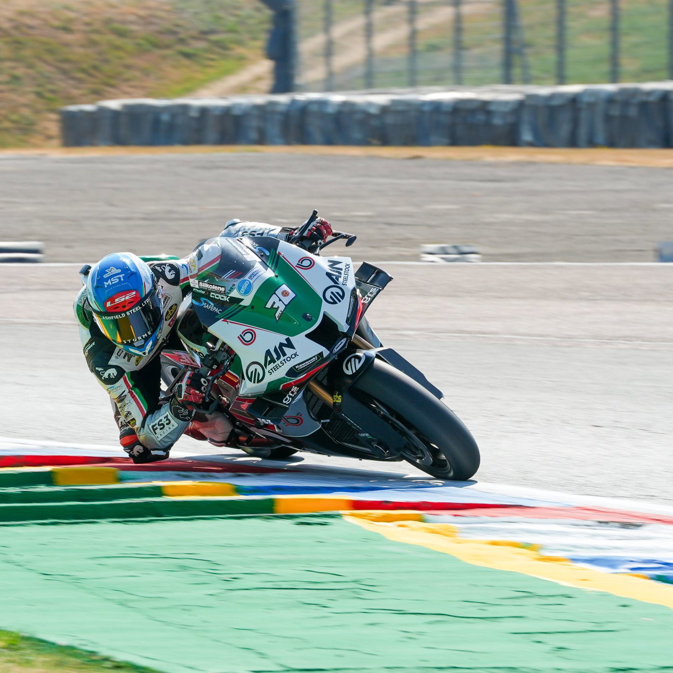 Max Cook, 2026 Thruxton BSB. Credit: Ian Hopgood Photography.