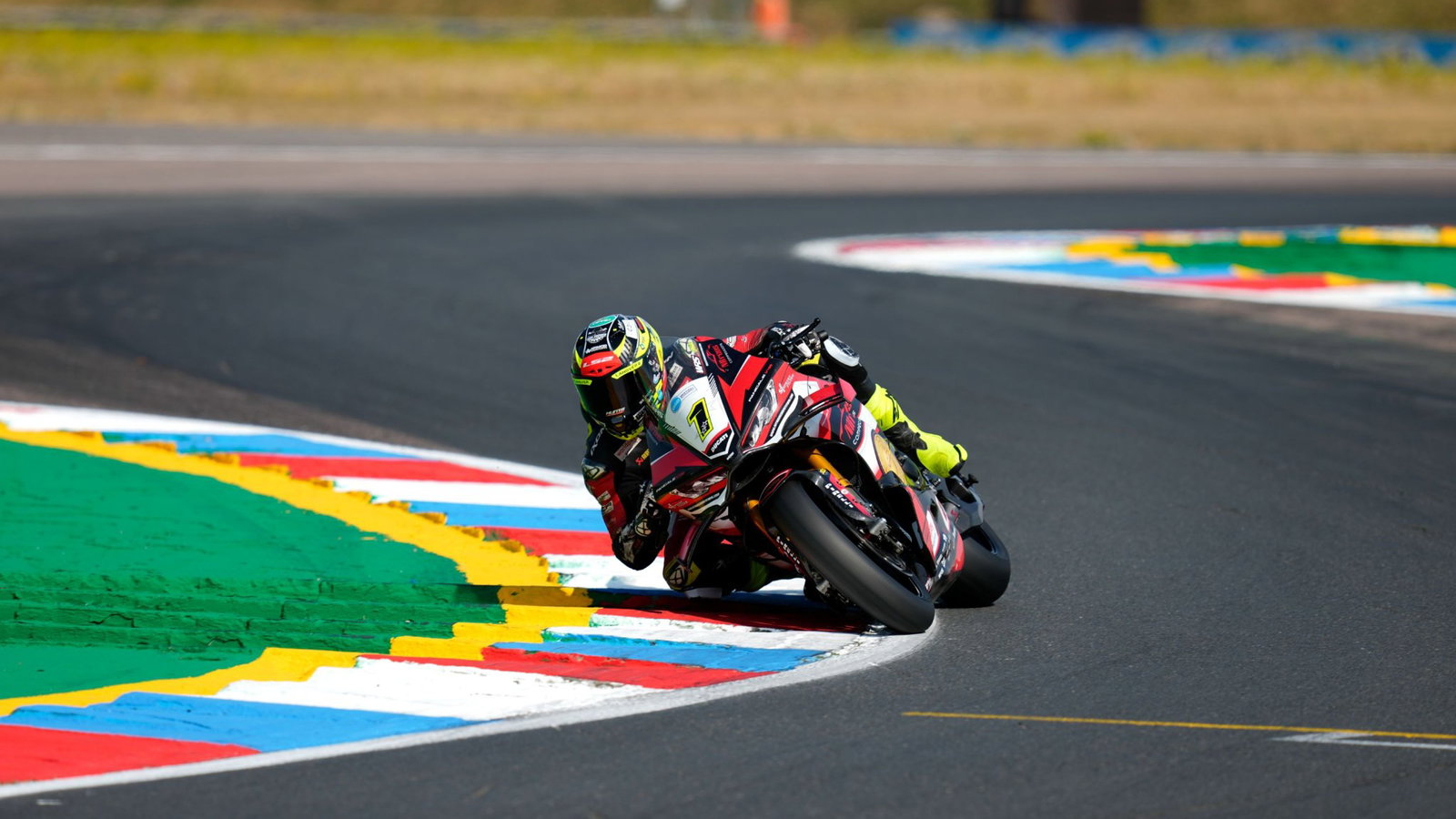 Kyle Ryde was in the lead when the first BSB race at Thruxton was red-flagged