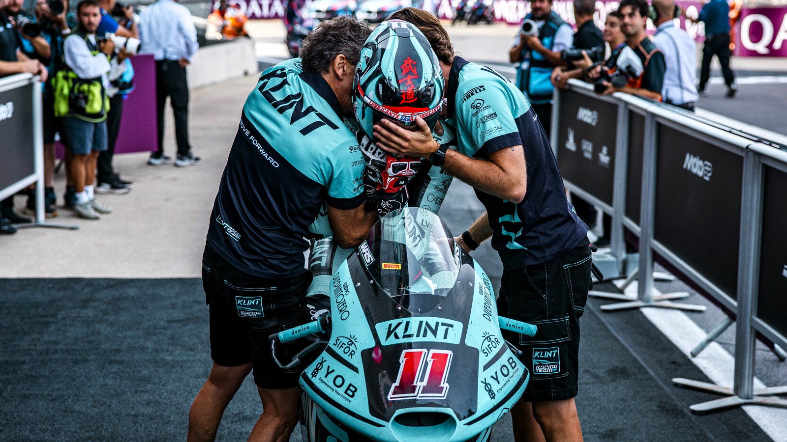 Alex Escrig finishes third in the 2026 Silverstone Moto2 race (Forward).