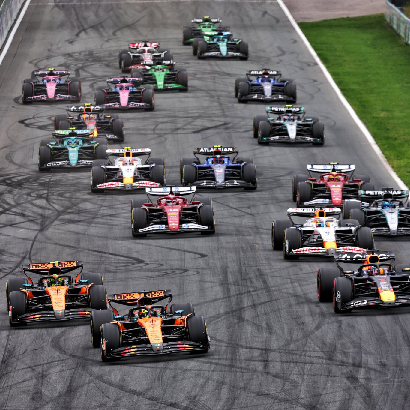 The start of the 2025 Dutch Grand Prix at Zandvoort