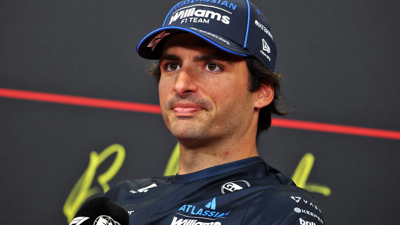 Sainz is yet to commit his future to Williams