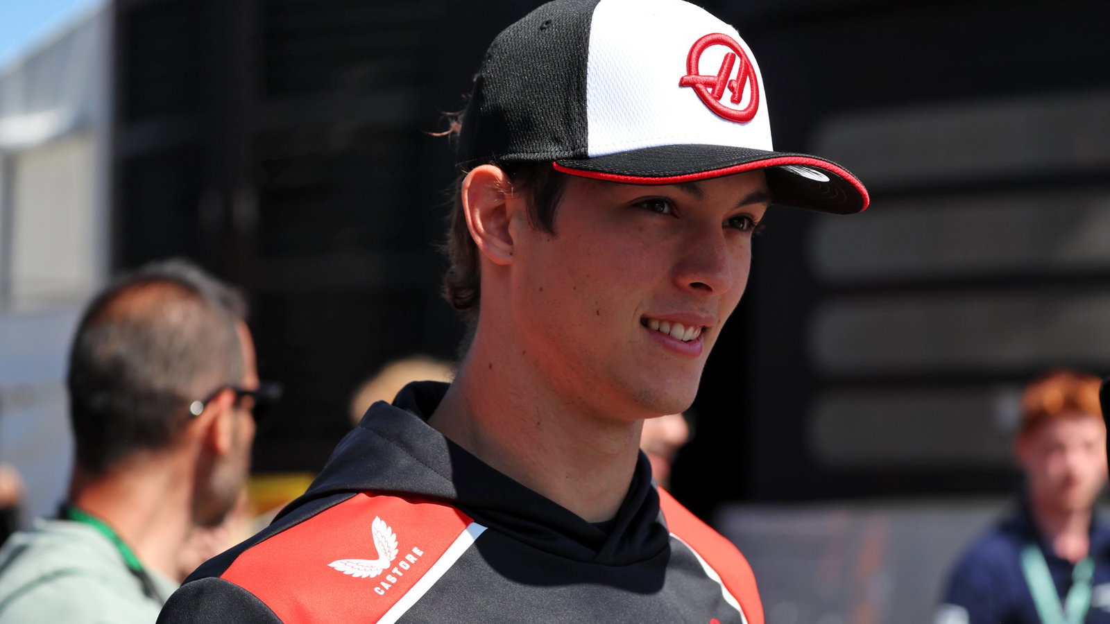 Bearman in the F1 paddock