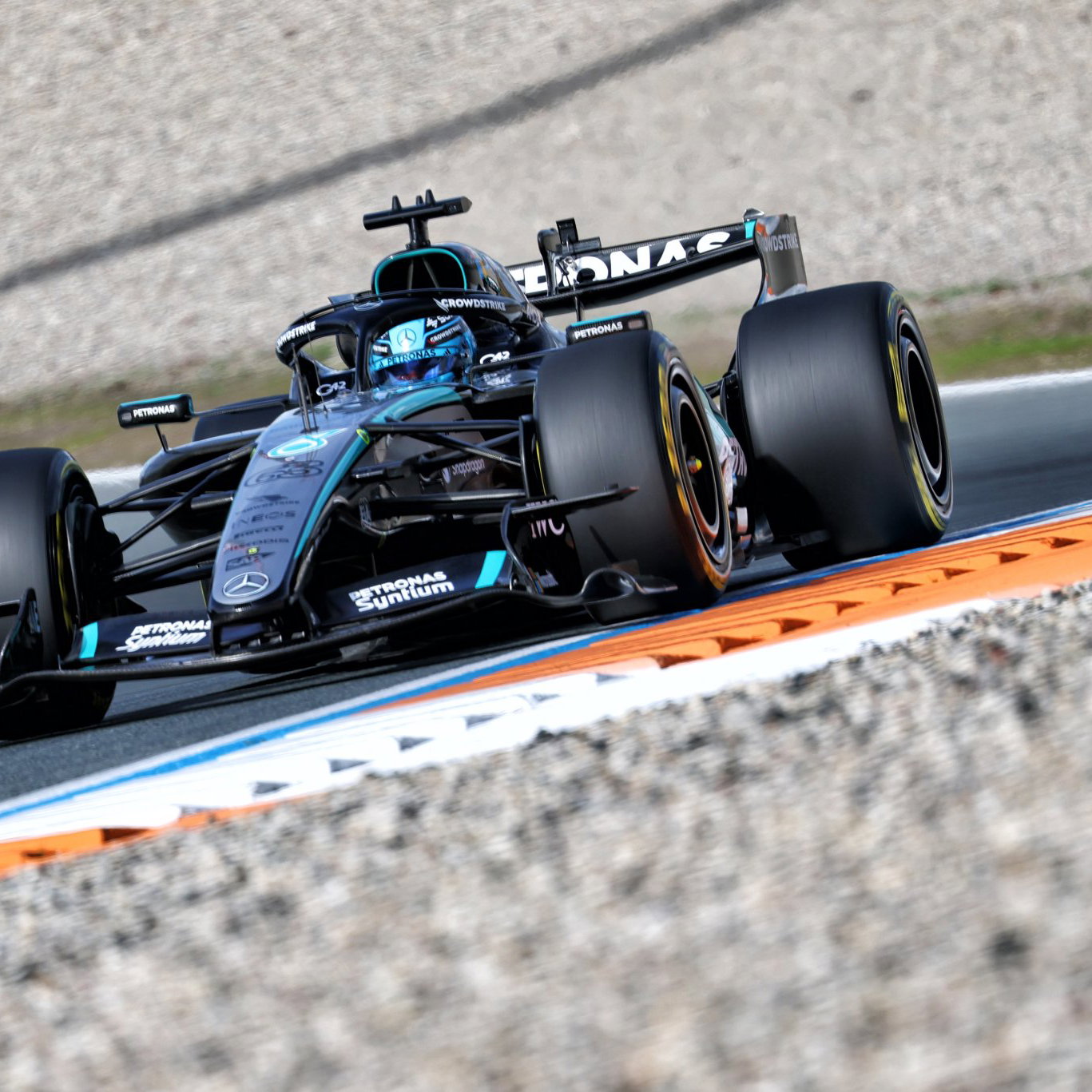 George Russell claimed his third sprint pole of 2026
