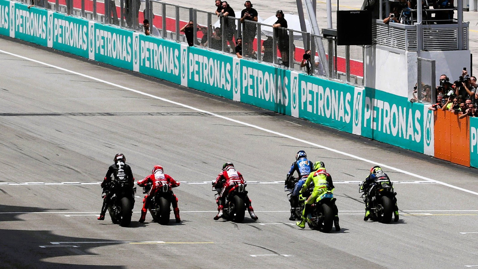 Practice starts, 2026 Sepang test.