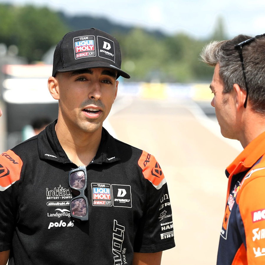 Senna Agius joins MotoGP with Tech3 KTM in 2027.