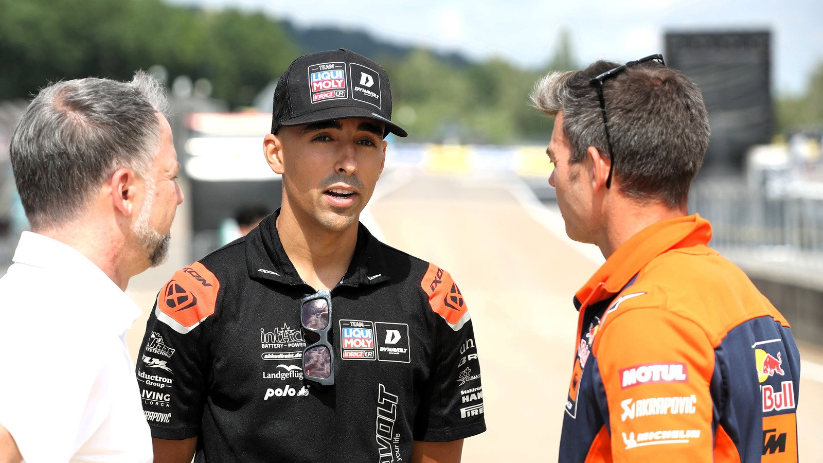 Senna Agius joins MotoGP with Tech3 KTM in 2027.