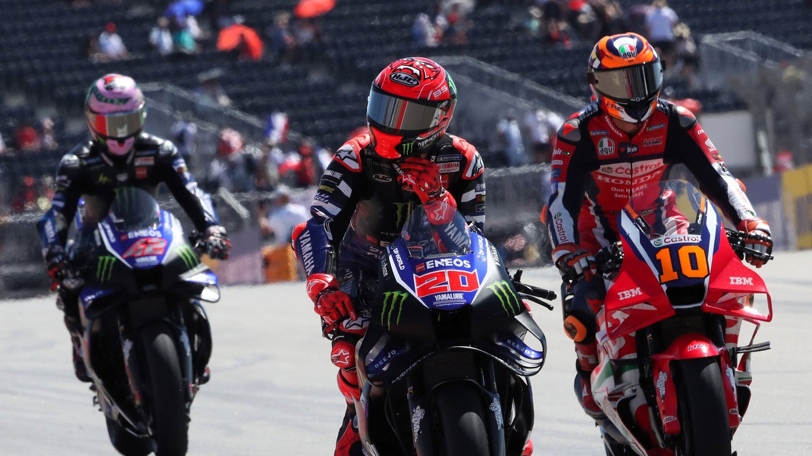 Fabio Quartararo (Yamaha), Luca Marini (Honda), Alex Rins (Yamaha), 2026 Aragon MotoGP. 