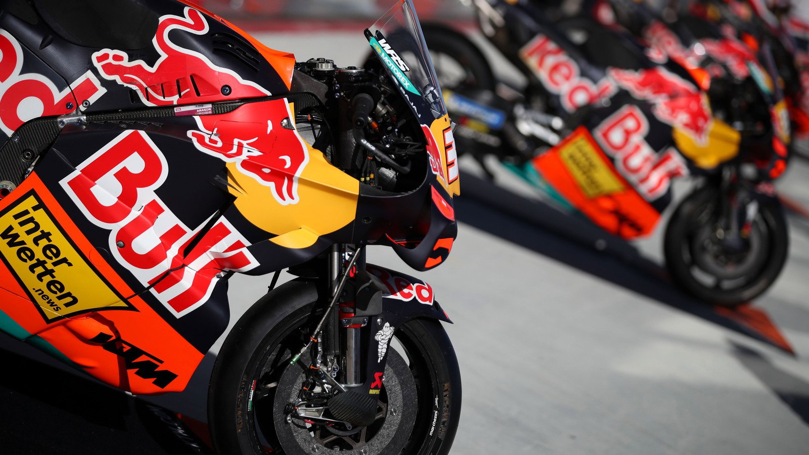 KTM rules out MotoGP sale: “Full commitment”