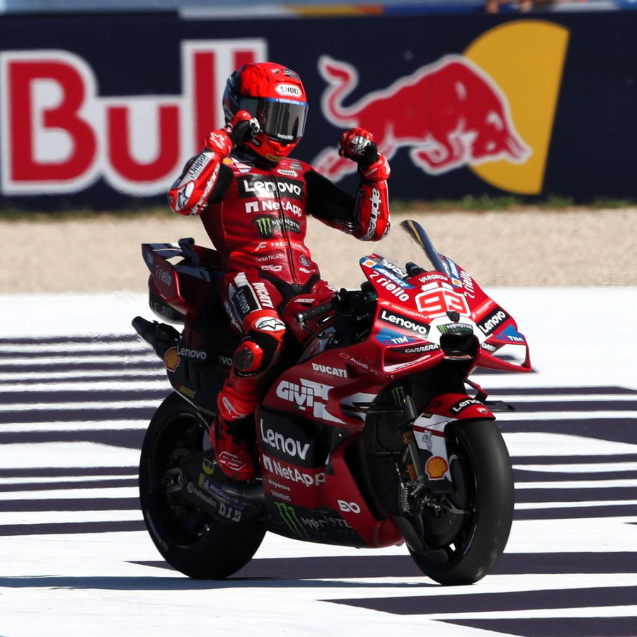 Marc Marquez wins Misano Sprint.