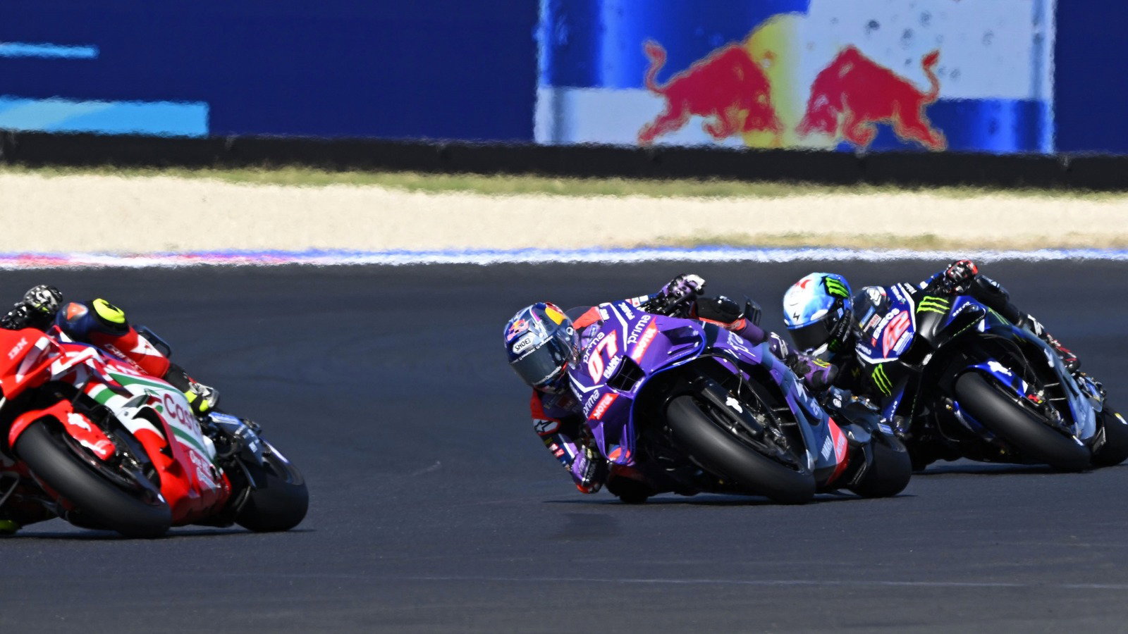 Razgatlioglu between Mir and Rins, who would both retire due to sickness, early in the grand prix.