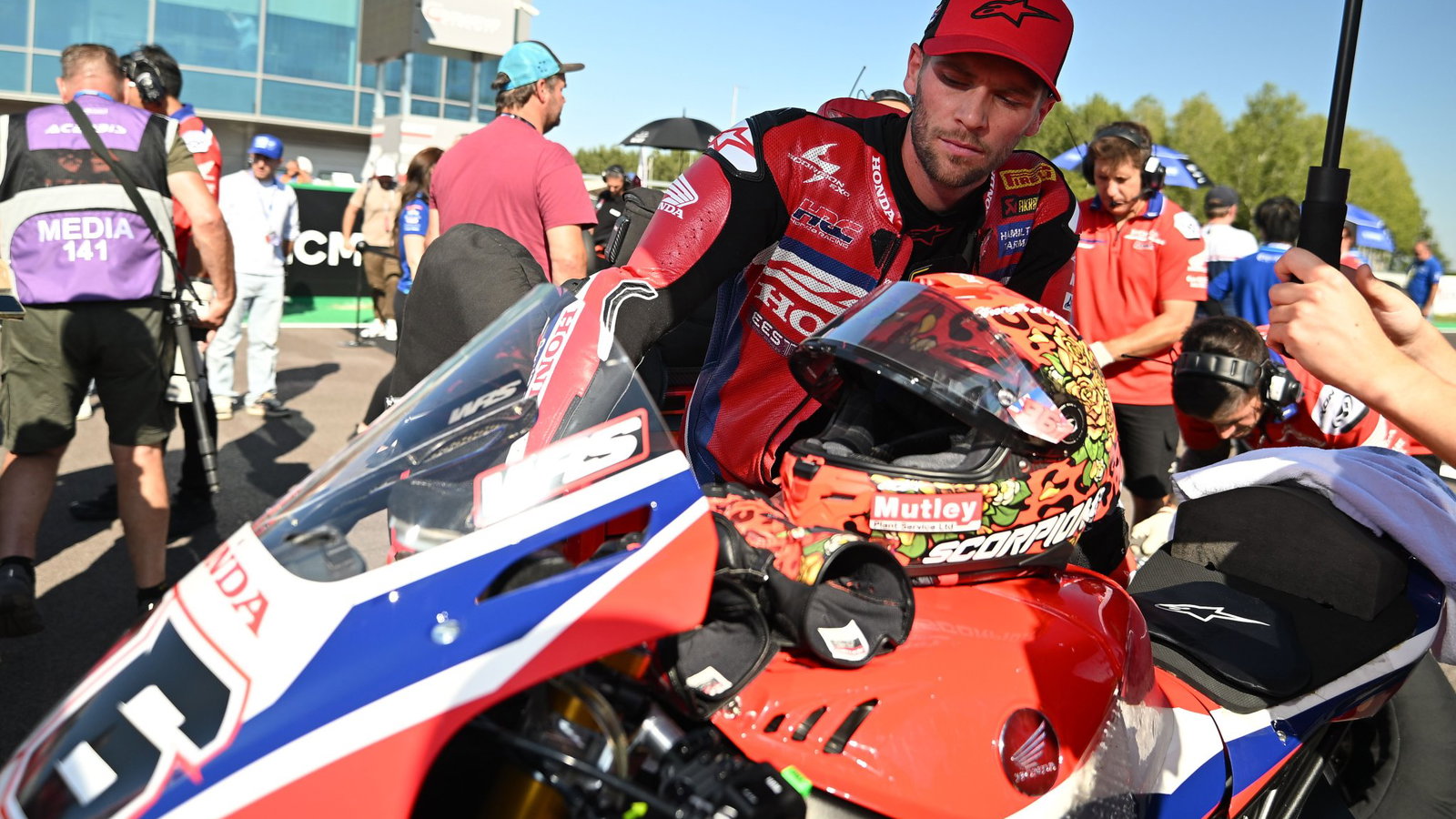 Jake Dixon, 2026 Italian WorldSBK, grid. Credit: Gold and Goose.