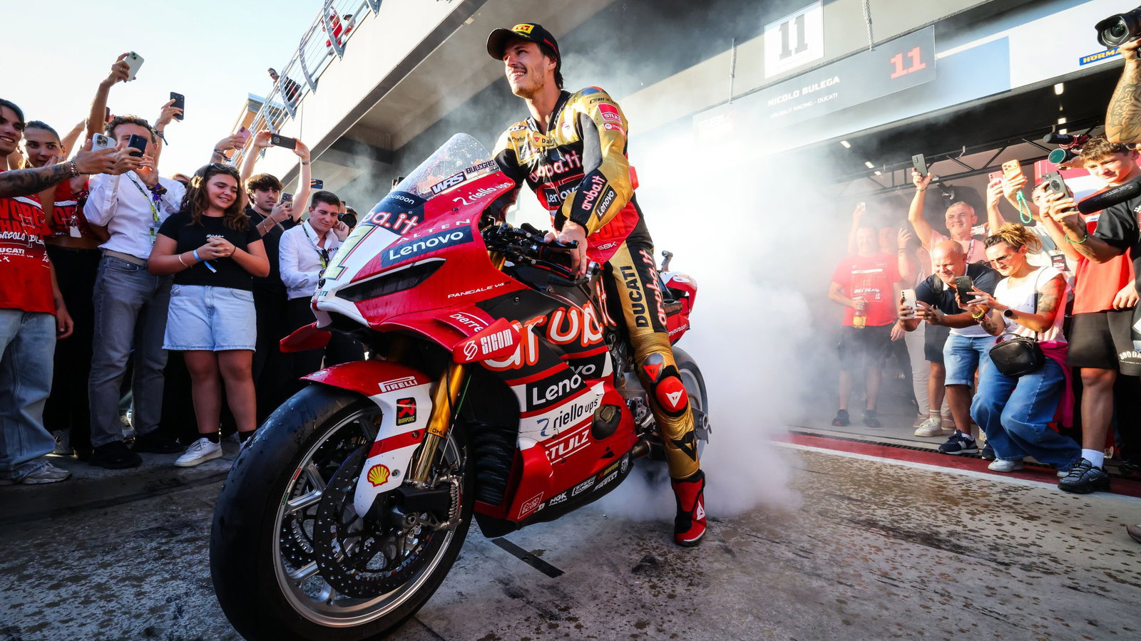 Nicolo Bulega, 2026 Italian WorldSBK, pit lane burnout post-Race 2. Credit: Gold and Goose.