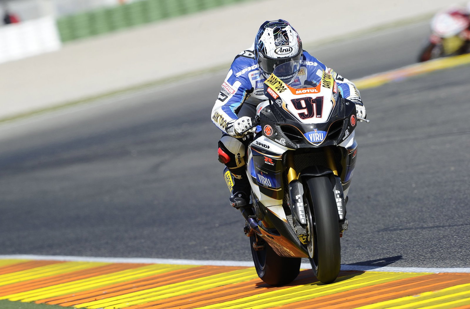 Leon Haslam, 2010 Spanish WorldSBK. Credit: Gold and Goose.