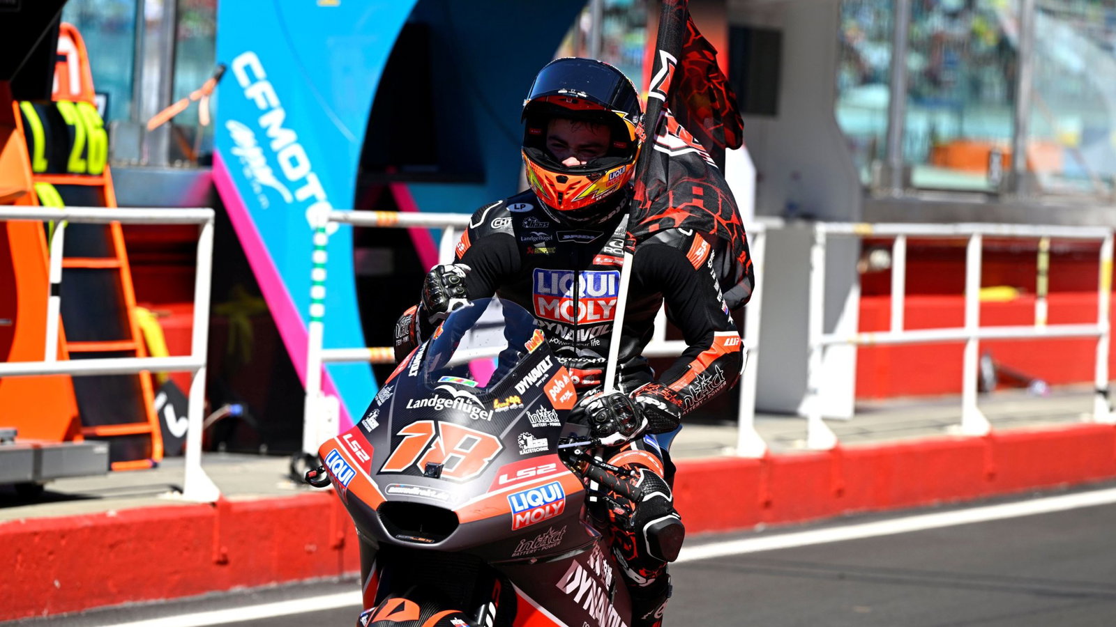 Manual Gonzalez returned to the top step of the Moto2 podium in Misano