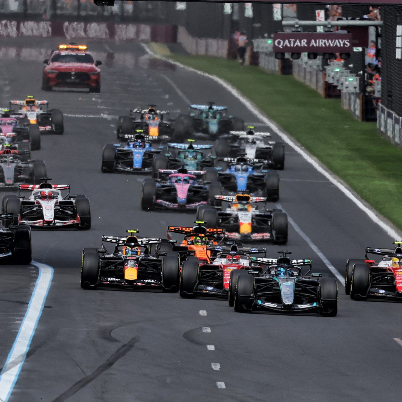 The start of the 2026 Australian Grand Prix 