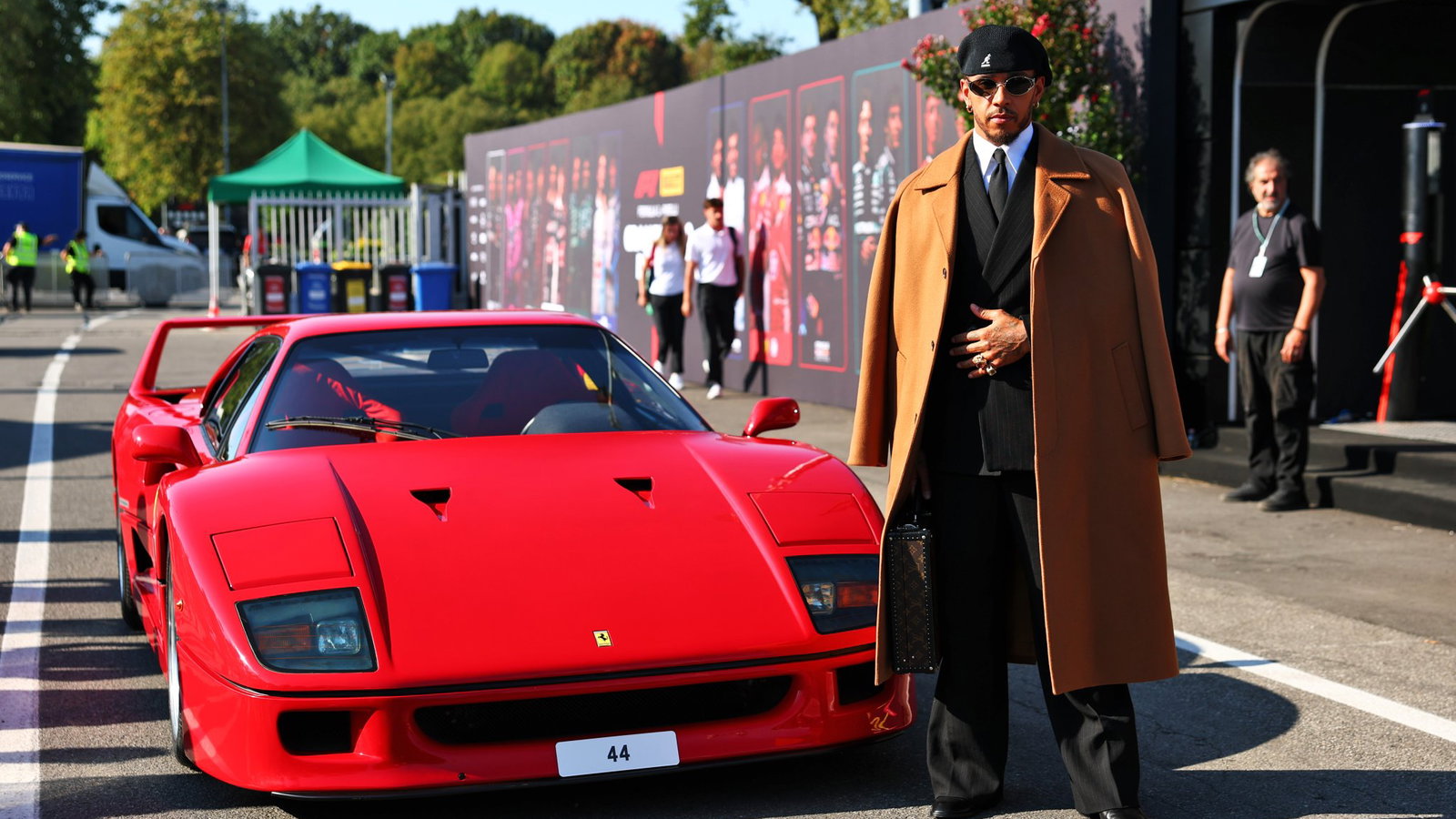 Lewis Hamilton poses with his Ferrari F40 at Monza