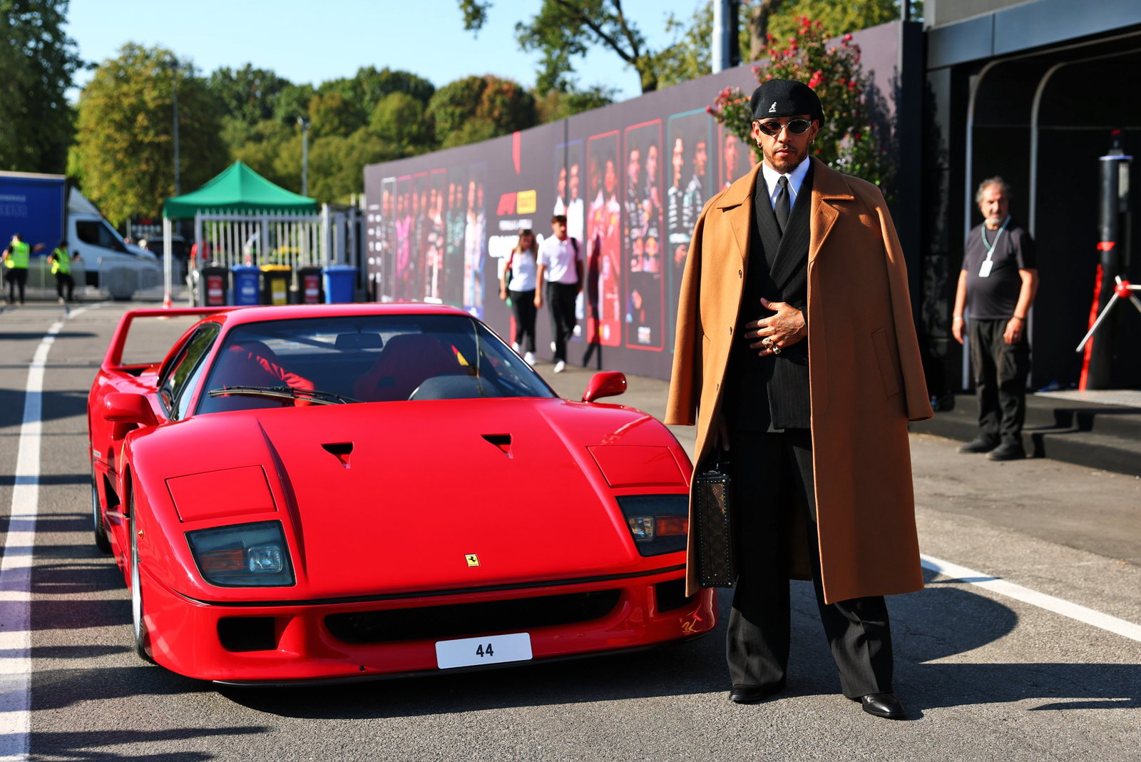 Lewis Hamilton poses with his Ferrari F40 at Monza