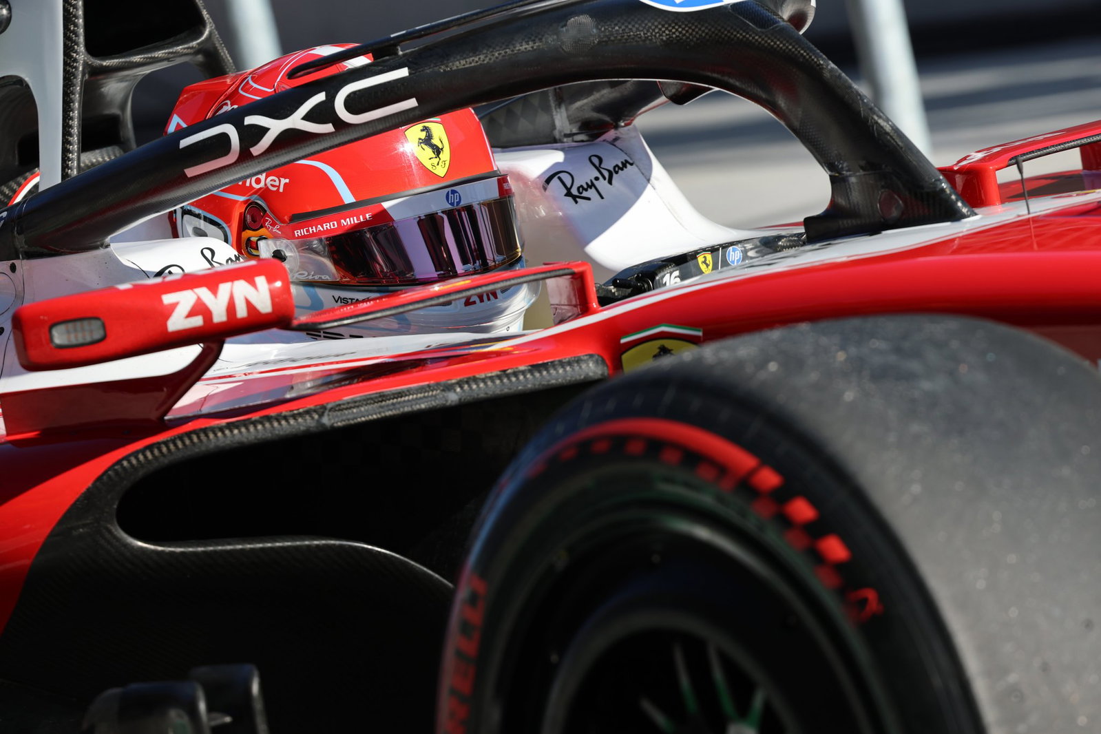 Leclerc is driving with one hand behind his back in Madrid