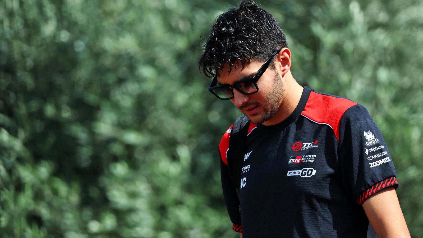 Ocon arrives in the Baku F1 paddock 