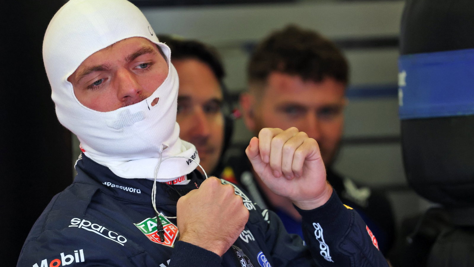 Verstappen struggled to eighth in Baku qualifying