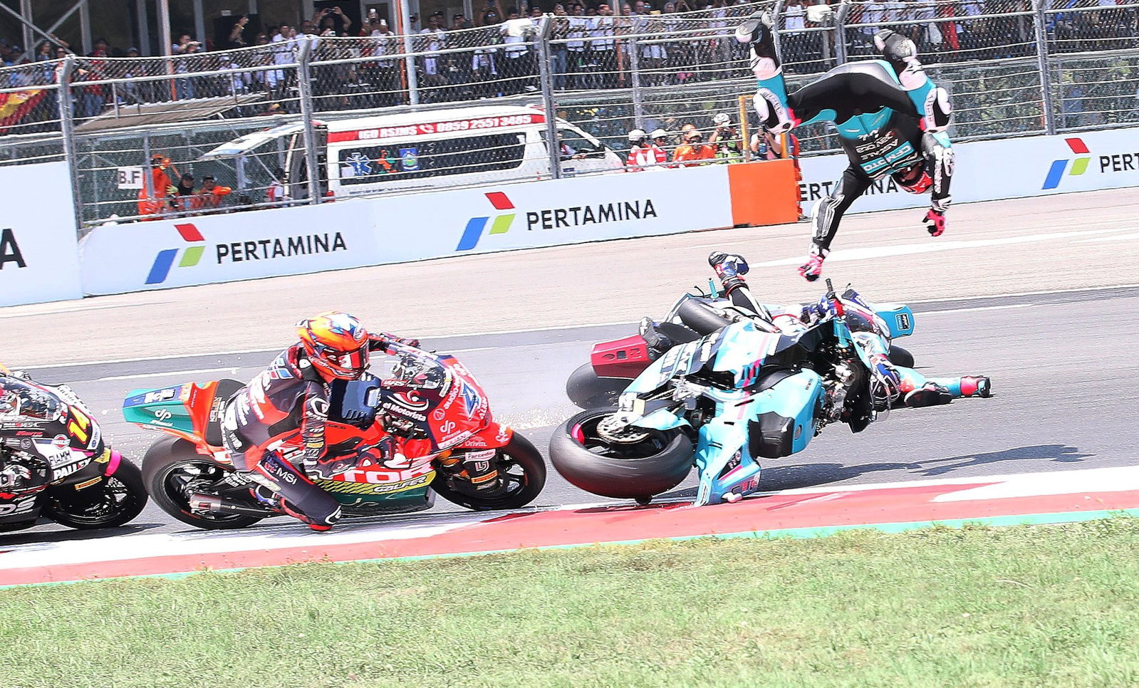 David Alonso highside, start, 2026 Mandalika Moto2 Grand Prix.