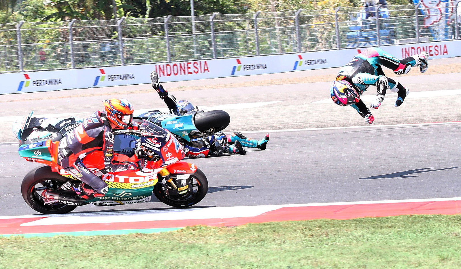David Alonso highside, start, 2026 Mandalika Moto2 Grand Prix.