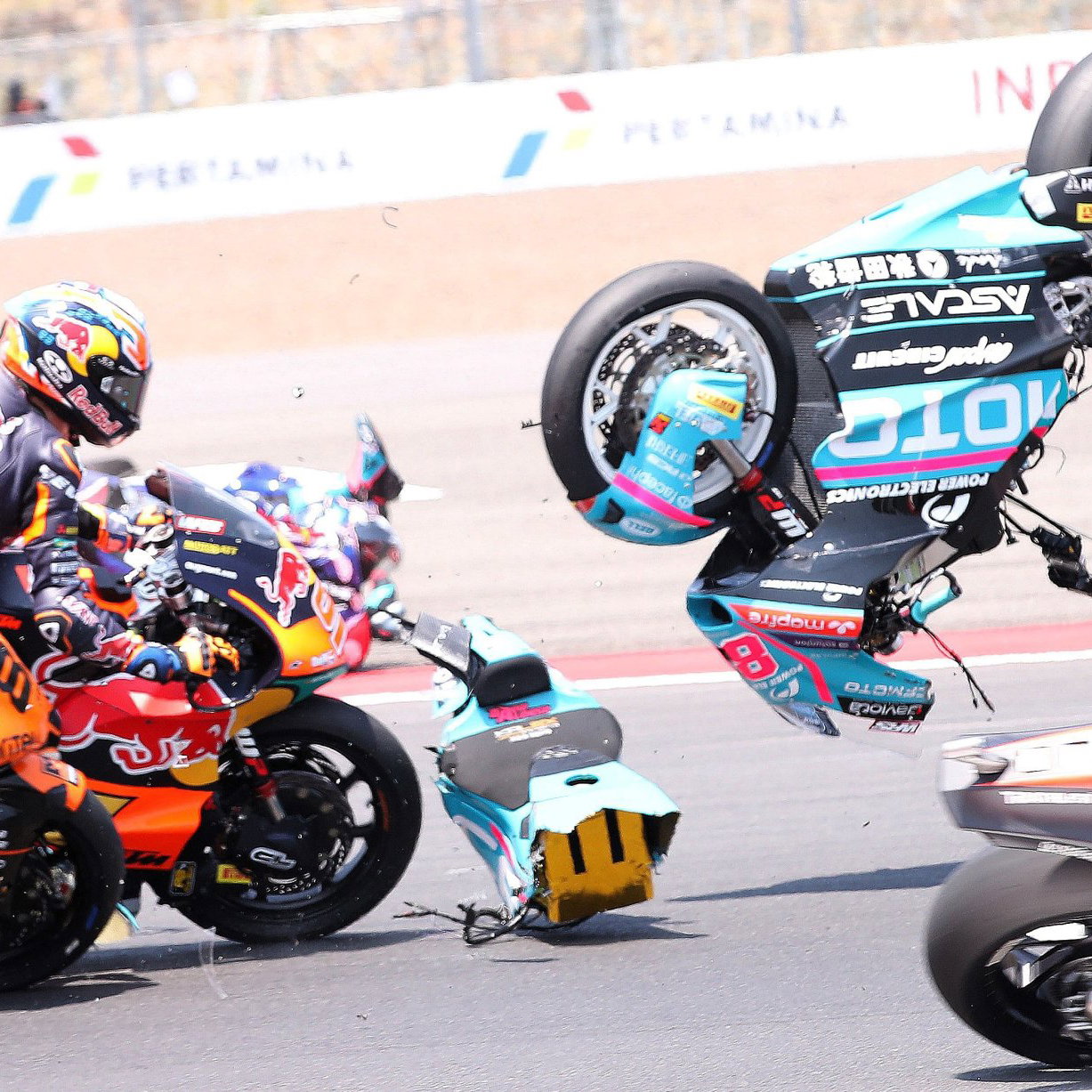 David Alonso highside, start, 2026 Mandalika Moto2 Grand Prix.