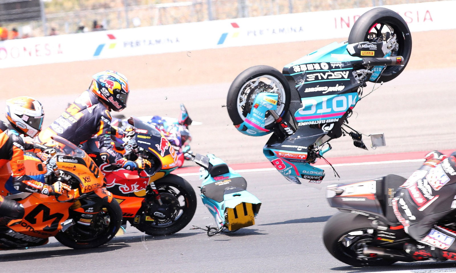 David Alonso highside, start, 2026 Mandalika Moto2 Grand Prix.