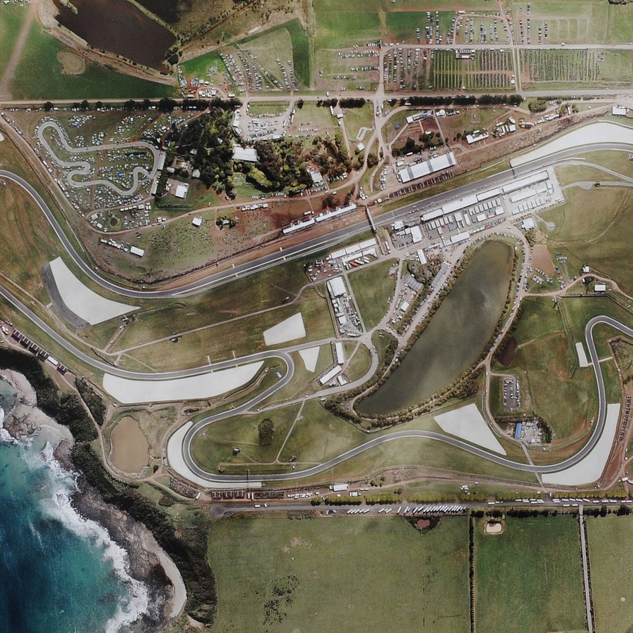 Aerial view of the Phillip Island circuit.