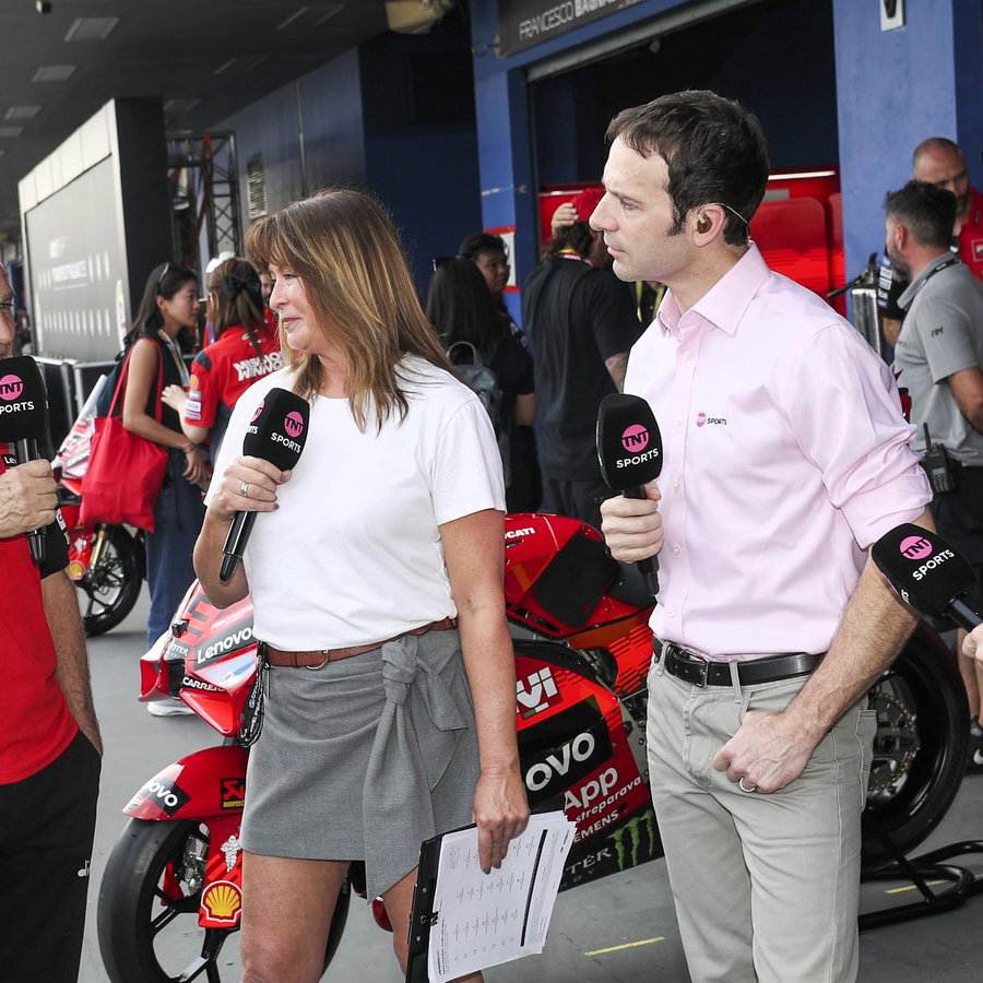 Davide Tardozzi, Suzi Perry, Sylvain Guintoli, Neil Hodgson, TNT Sports.