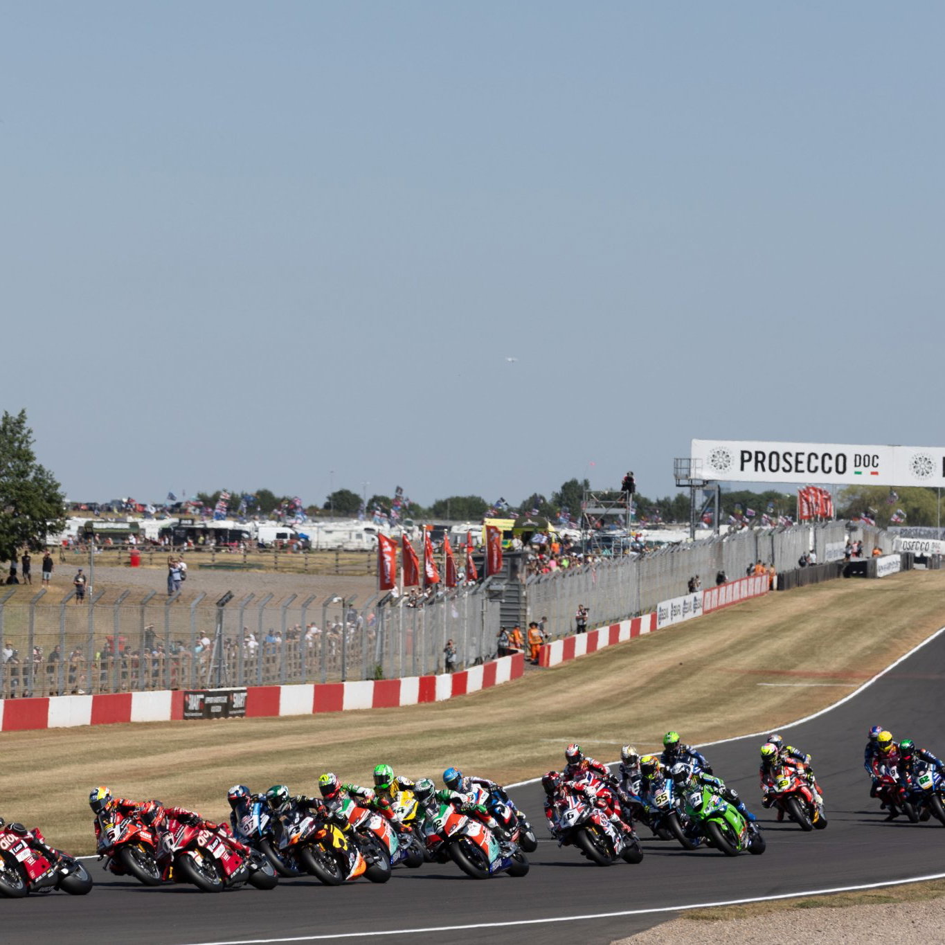 Race start, 2026 UK WorldSBK. Credit: Gold and Goose.