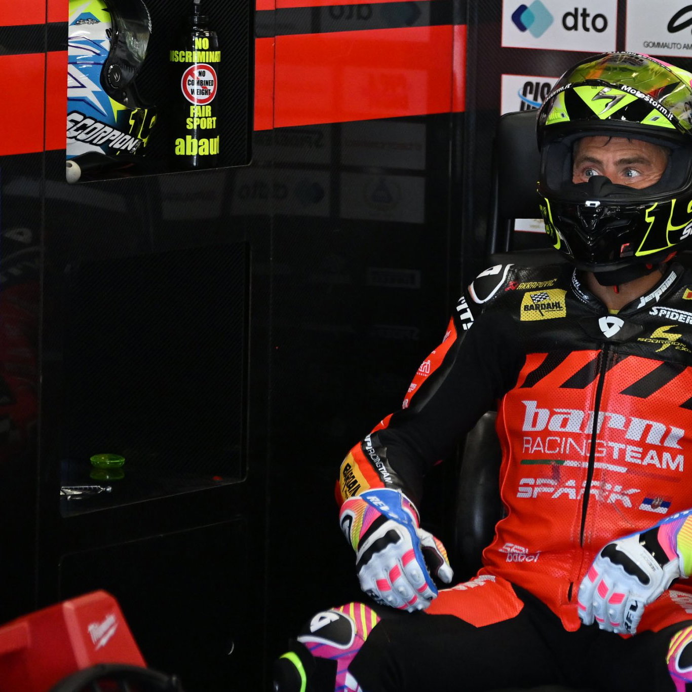 Alvaro Bautista, 2026 Italian WorldSBK, pit box. Credit: Gold and Goose.