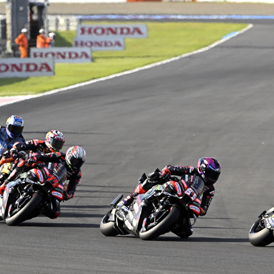 Marc Marquez leads Motegi Sprint, 2026 Japanese MotoGP. 