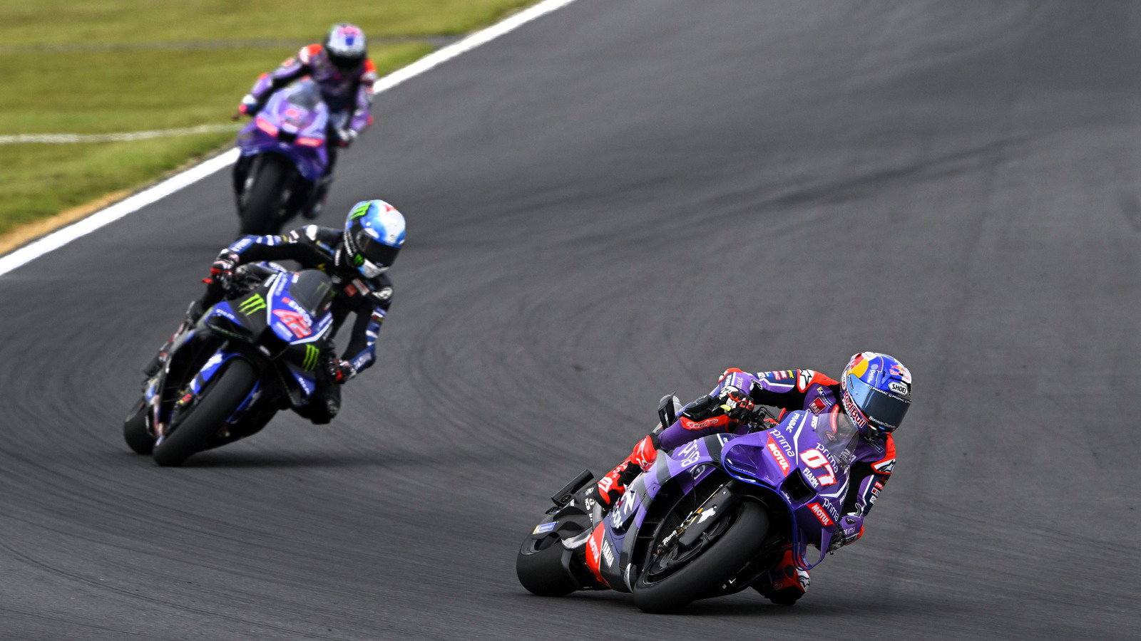 Jack Miller chases Rins, Razgatlioglu, 2026 Japanese MotoGP.