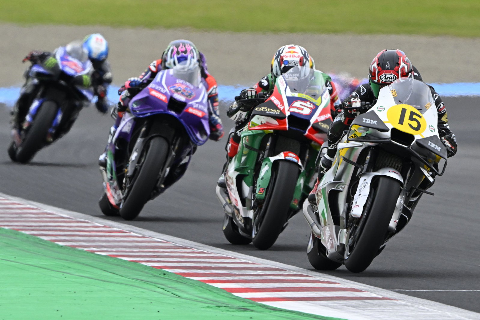 Somkiat Chantra leads Johann Zarco, 2026 MotoGP Japanese Grand Prix. Credit: Gold and Goose.