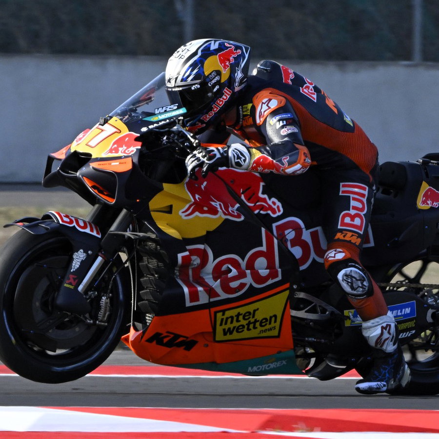 Pedro Acosta, practice start.