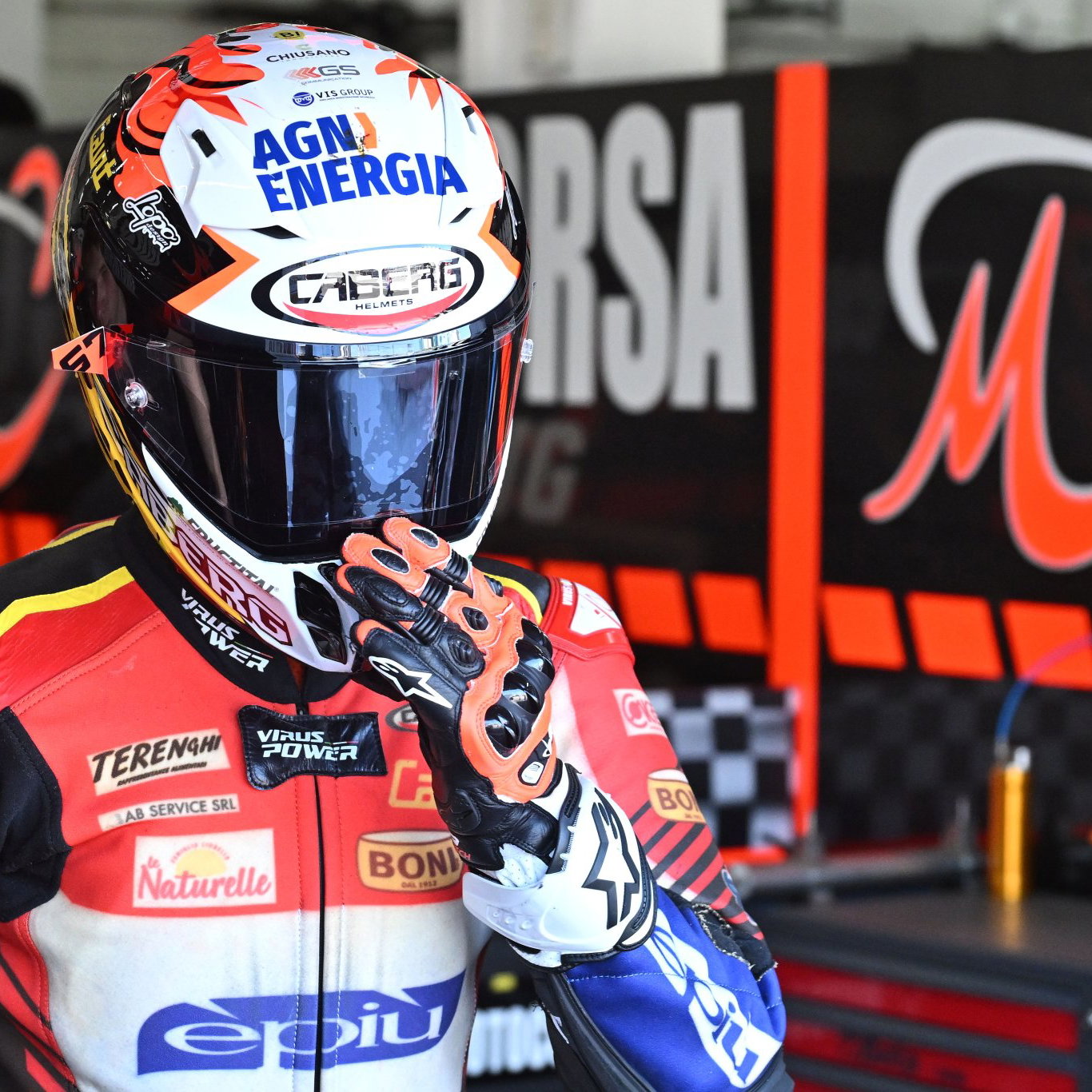 Alberto Surra, 2026 Estoril WorldSBK, pit box. Credit: Gold and Goose.