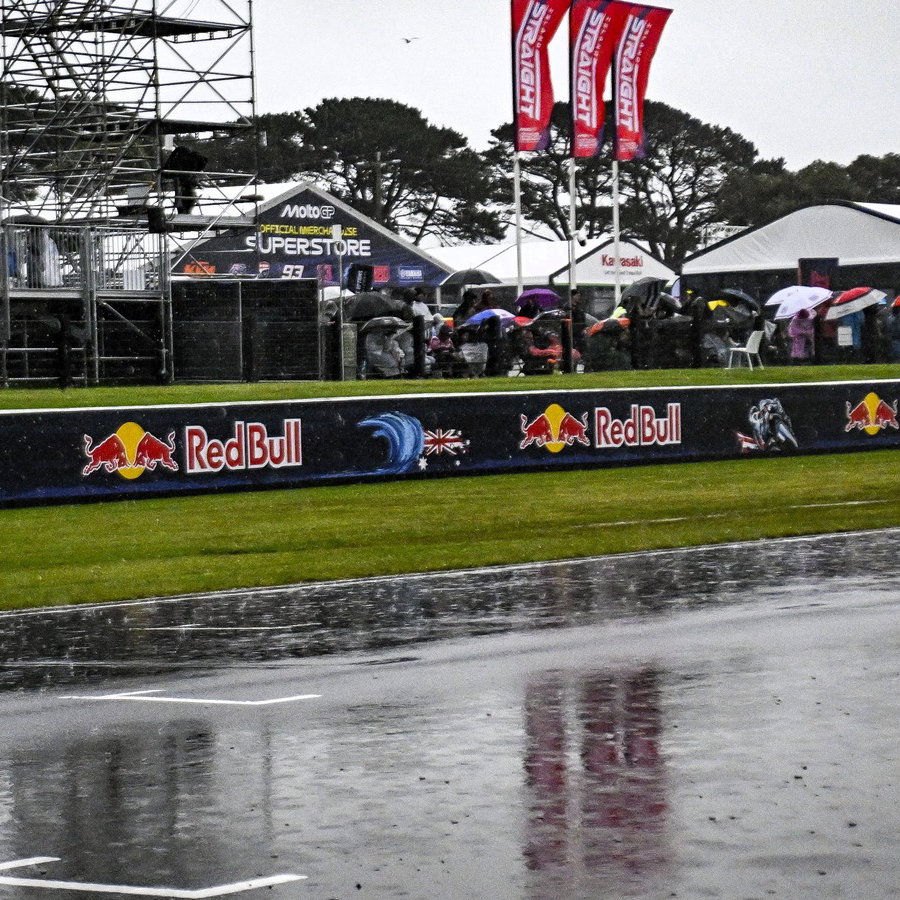 Rain delay on Sunday at Phillip Island, 2026 Australian MotoGP. 