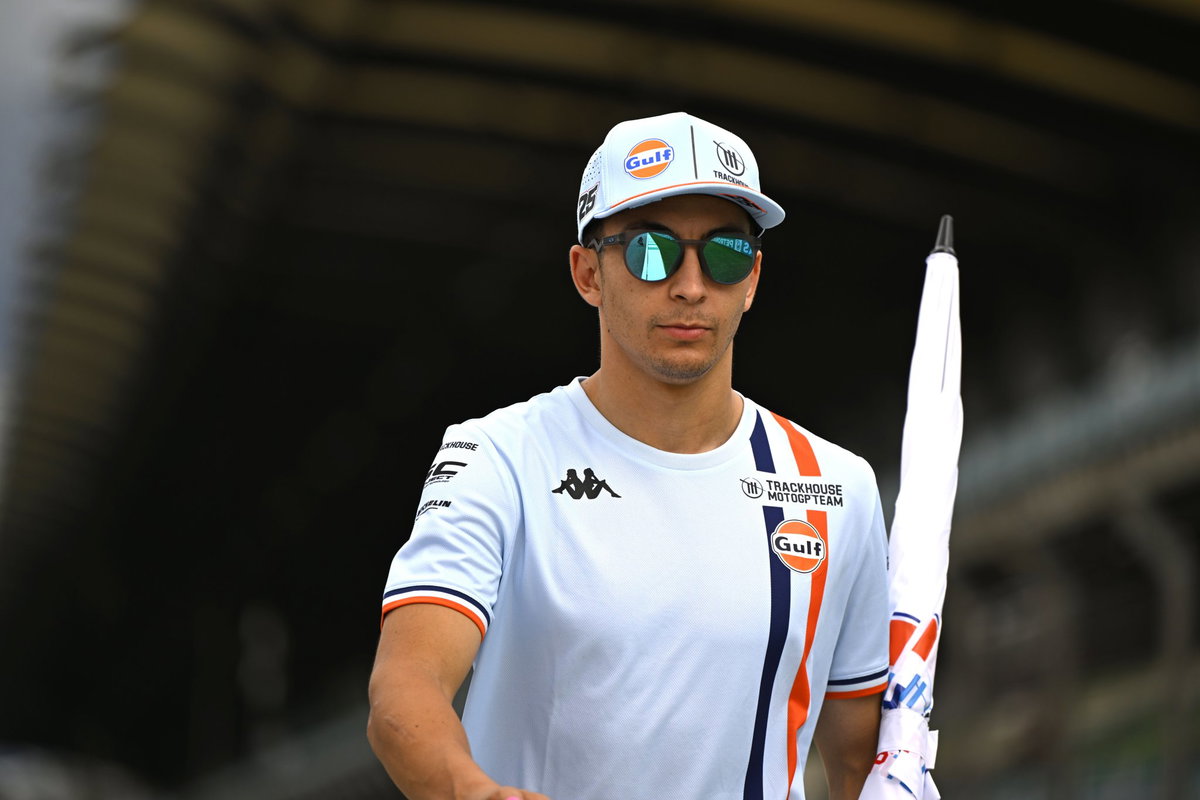 Second injured Aprilia star “feels worse” after being cleared for Malaysian GP