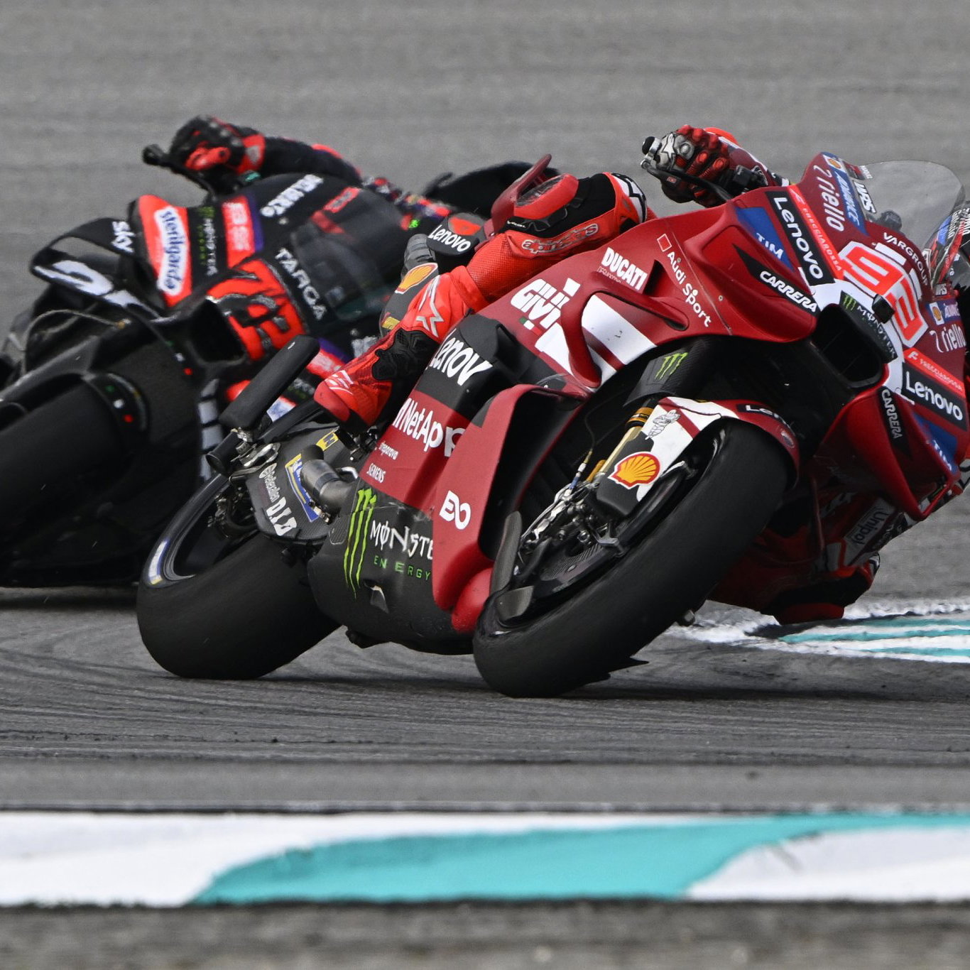 Marc Marquez leads Marco Bezzecchi, 2026 MotoGP Malaysian Grand Prix, Sprint. Credit: Gold and Goose.